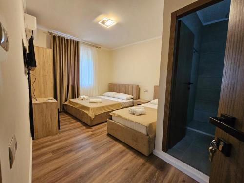 Bazaar Central Rooms