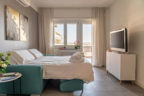 Trastevere Station Apartment View