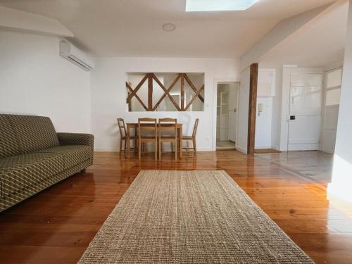 Alfama Charm - Authentic Lisbon Stay