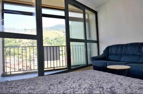 Photo de la galerie de l'établissement Studio Elena, Vue sur la Montagne, centre ville, à La Bresse