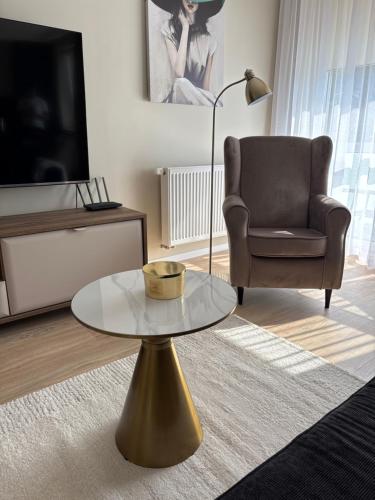 TV a/nebo společenská místnost v ubytování Apartament Symsar