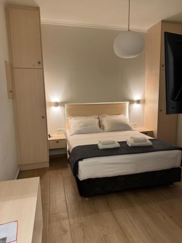 Athinais Inner Suite - historical center