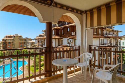 Olymp SkyView Apartment