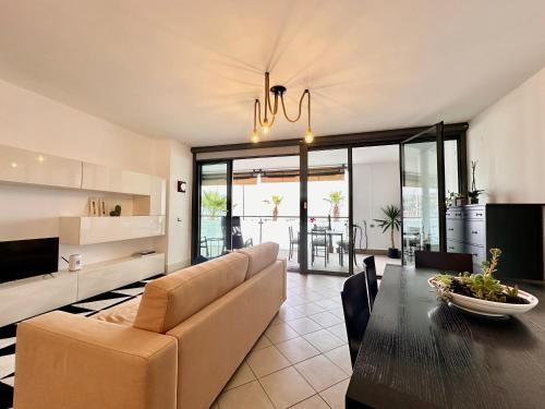 Gallery image of Marina dei Sogni Bilocale - Fronte mare con parcheggio gratuito e aria condizionata in San Lorenzo al Mare