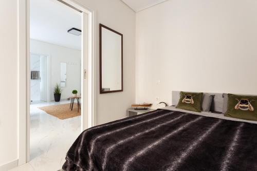 Stylish Seaside Apartment-Just 50m from the Beach