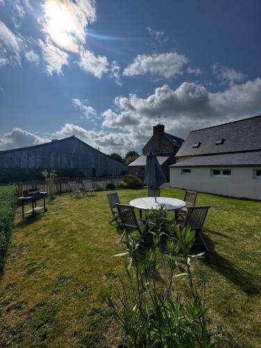 Photo de la galerie de l'établissement Maison de Yec'hed mat, authentique et charmante., à Pommerit-Jaudy