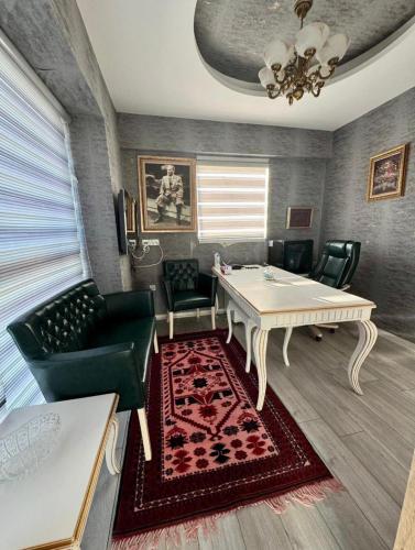 Posezení v ubytování Golden Rose Deluxe Hotel