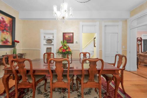 Ruang duduk di Valley House B and B Valley Suite