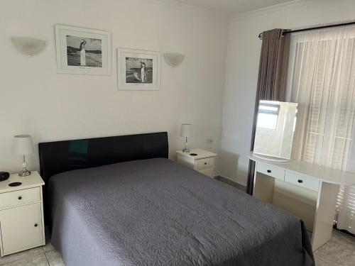 Lovely 2 bed Apartment 17A3 Victoria Court 1,Los Cristianos, Tenerife