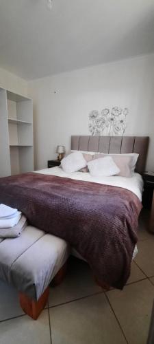 Katil atau katil-katil dalam bilik di Habitación privada y baño compartido