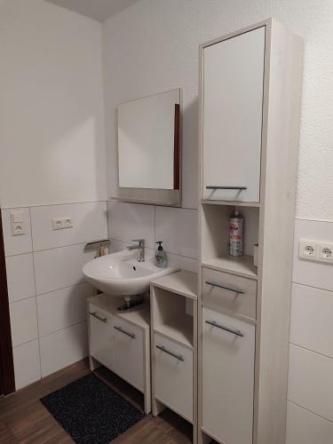 Fotografie z fotogalerie ubytování Unterkunft REHBERG Zimmer III v destinaci Walldürn