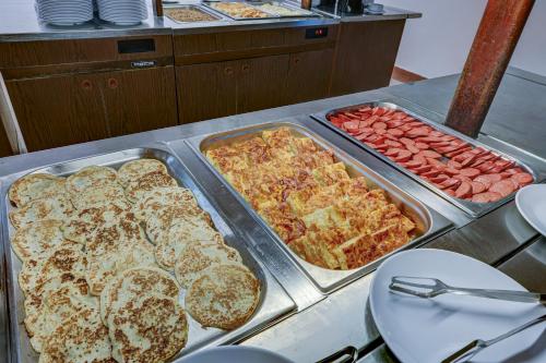 酒店内部或周边提供的食物