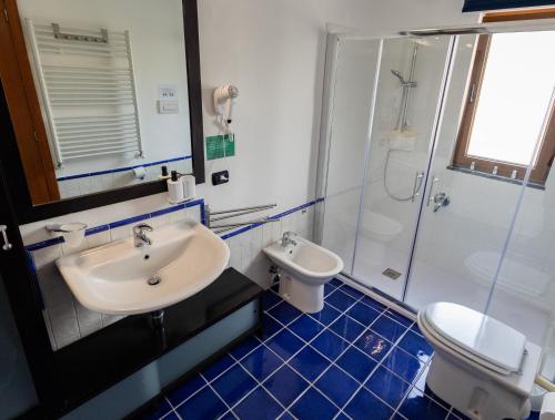 Koupelna v ubytování B&B SediciMarzo