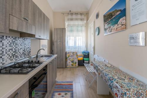 Kuchyň nebo kuchyňský kout v ubytování The Twins Rooms in Trapani 2