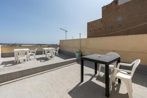 Μπαλκόνι ή βεράντα στο The Twins Rooms in Trapani 2