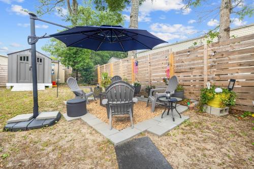 Gallery image of Park Place - Suite with Fire Pit 1 Mile from Beach in Myrtle Beach