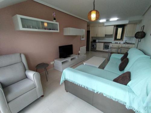 Imagine din galeria proprietății Apartamento Spa Playa de las Catedrales în Barreiros