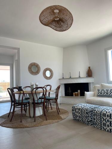 Ruang duduk di Villa SalSea