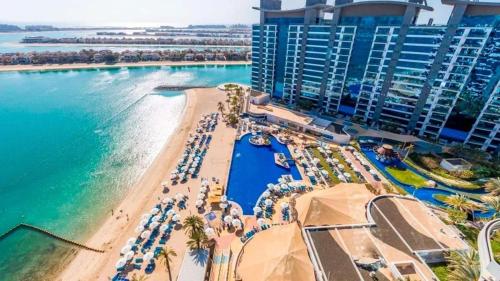 Oceana Residences Holiday Beach Home