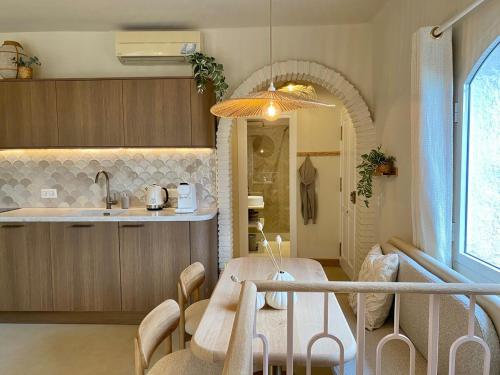 Casita Blanca, beautiful house with sea view