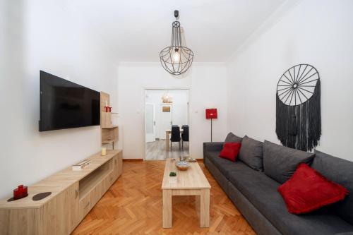 Sunlit Urban Oasis in Vibrant Palaio Faliro