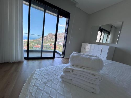 Saraiva Hills Ocean View Penthouse