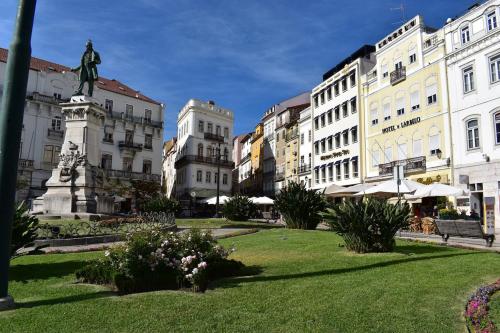 OldGold Apartment C