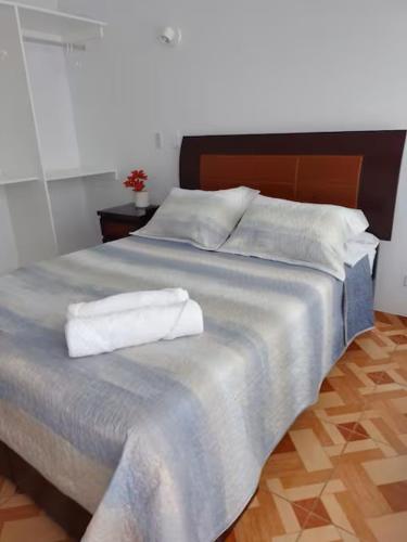 Ένα ή περισσότερα κρεβάτια σε δωμάτιο στο Kasanty House
