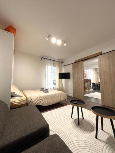Llit o llits en una habitació de Champs-Elysées