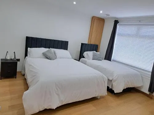 Grand Apartments Stretford photo 7