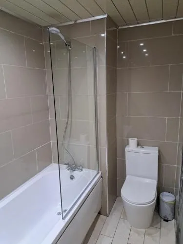 Grand Apartments Stretford photo 16