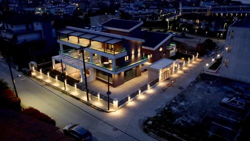 TRES V Suites & Apartments