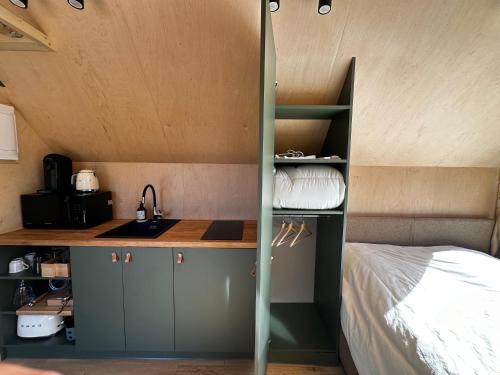 Tiny House Mon Cabanon grand jardin terrasse climatisation