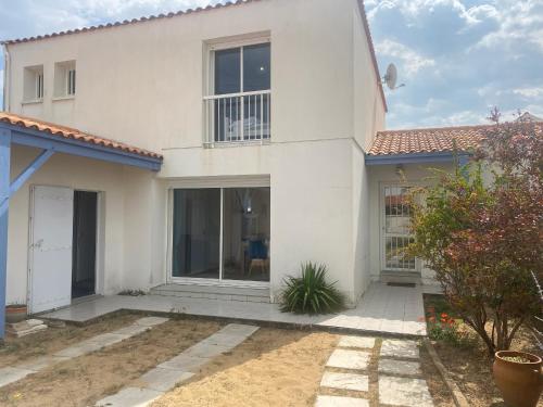 Maison proche centre et plage avec Wifi, 4 chambres - FR-1-22-337