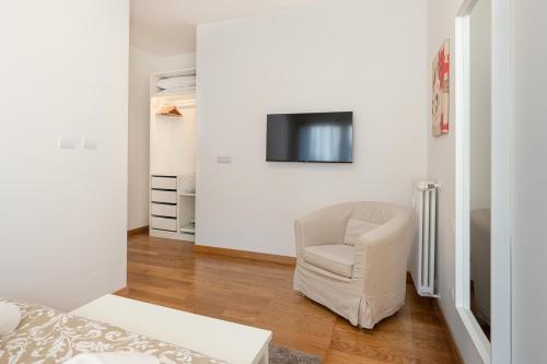 Your Place in Rome Apartments photo 32
