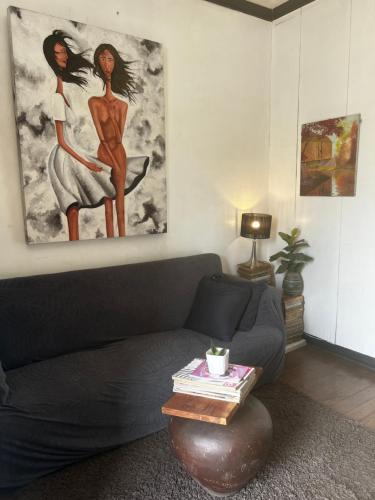 Χώρος καθιστικού στο Anton & Isabel Charming Home in Bangued