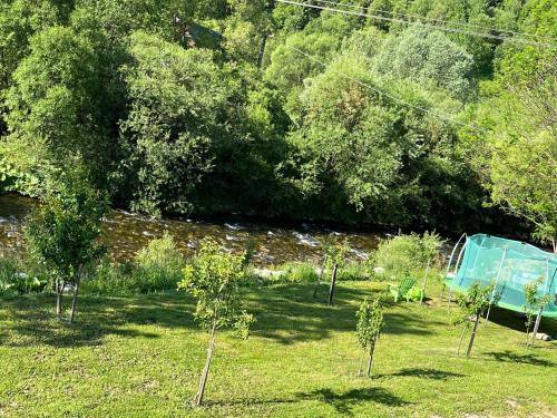 Κήπος έξω από το Apartmány Starý mlyn