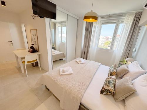 Room Zara with FreeParking