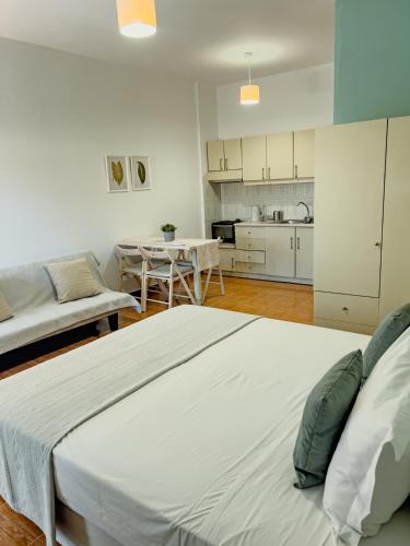 Live in Lemnos Studios