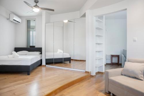 Athens Apartment on Lycabettus Hill with Rooftop View Access