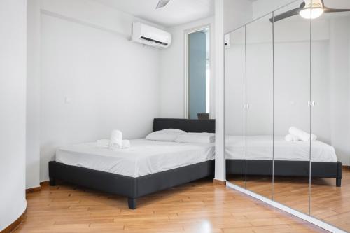 Athens Apartment on Lycabettus Hill with Rooftop View Access
