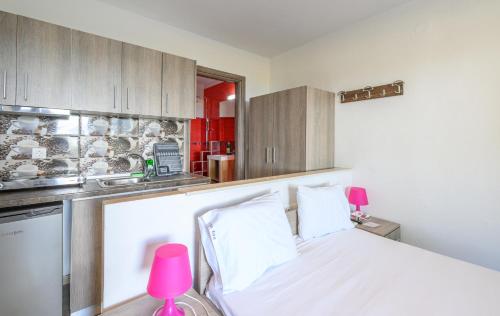 Gallery image of Studios Efi beach in Vourvourou