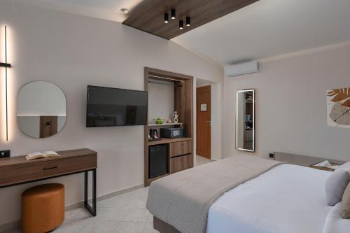 Letto o letti in una camera di Alia Palace Hotel - Adults Only 16+
