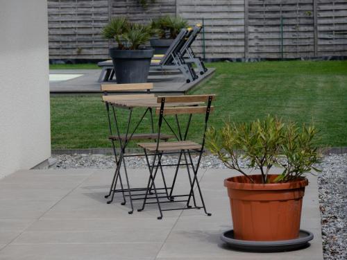Photo de la galerie de l'établissement Villa climatisée - Piscine, à La Celle-sous-Gouzon