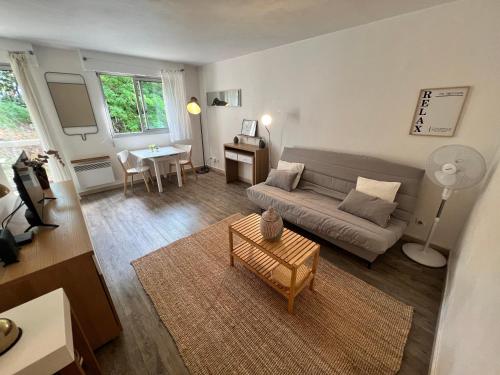 Charmant Studio avec Piscine à Nice