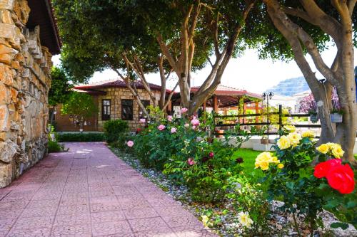Giardino di Şahin Villa Apart