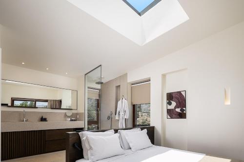 Villa Zoe - Elounda Chic Living & Bay Views by etouri