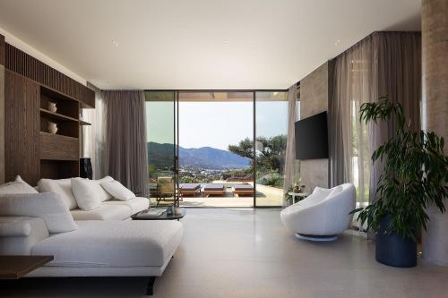 Villa Zoe - Elounda Chic Living & Bay Views by etouri