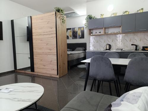 Una cocina o cocineta en Relax 2