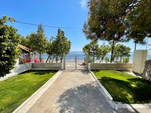 Villa Sofia - Corinthia Beach